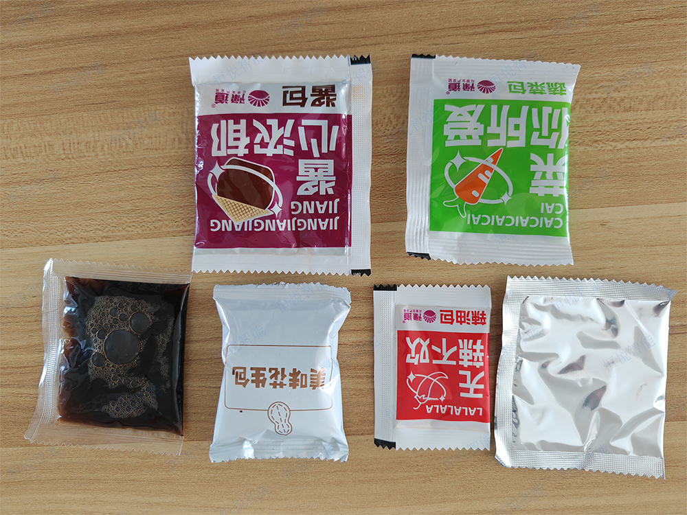 小袋调料包