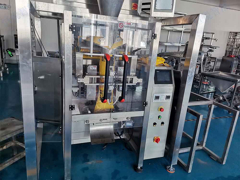 卷膜制袋立式草莓社区网址的新地址