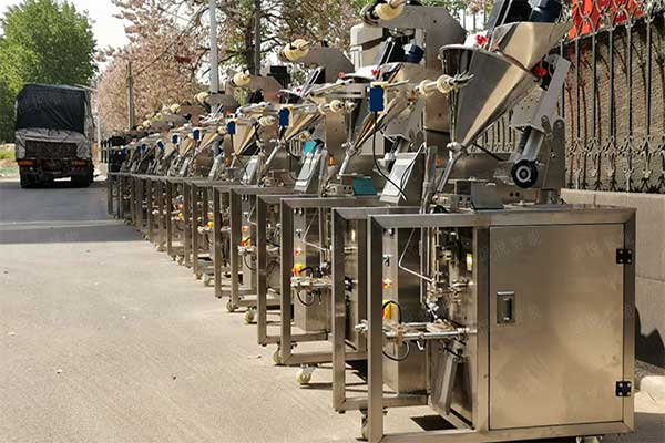 小型粉剂全自动草莓社区网址的新地址广泛适用于食品粉剂、中药冲剂的小袋包装