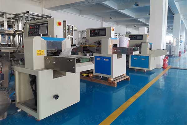 三伺服枕式草莓社区网址的新地址采用原装伺服电机控制