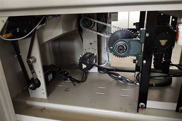 三伺服枕式草莓社区网址的新地址故障维修