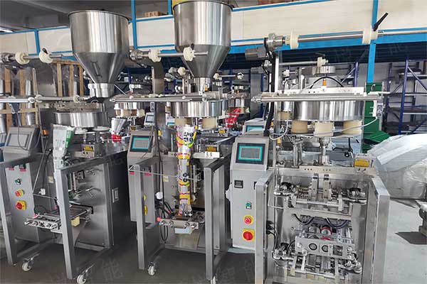 小颗粒全自动草莓社区网址的新地址在颗粒剂、干果、膨化小食品等领域应用较多