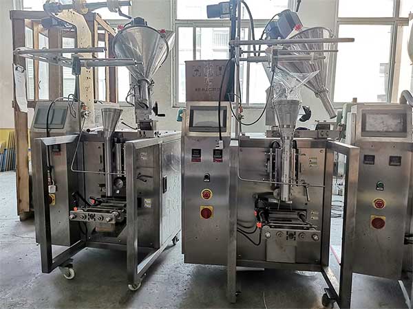 四边封草莓社区网址的新地址与三边封草莓社区网址的新地址的区别